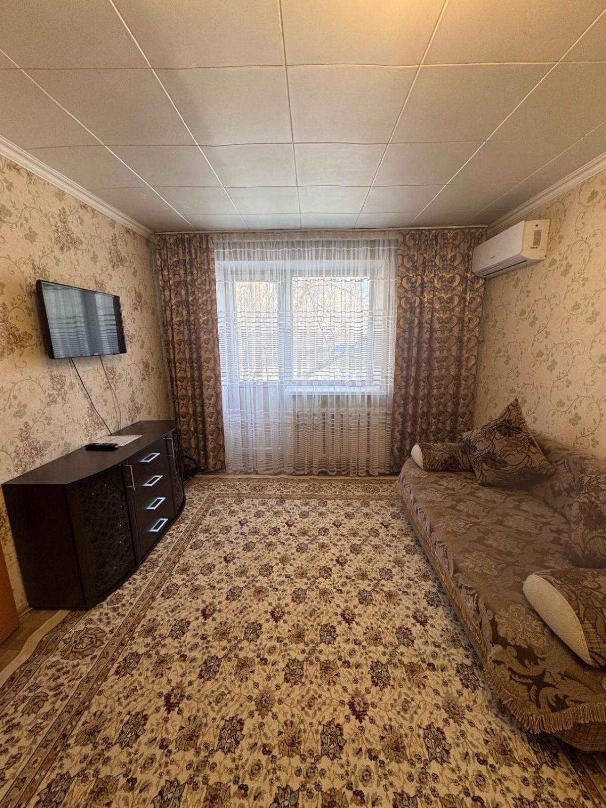 Apartment On Akhmetova 10 อัลมาตี ภายนอก รูปภาพ