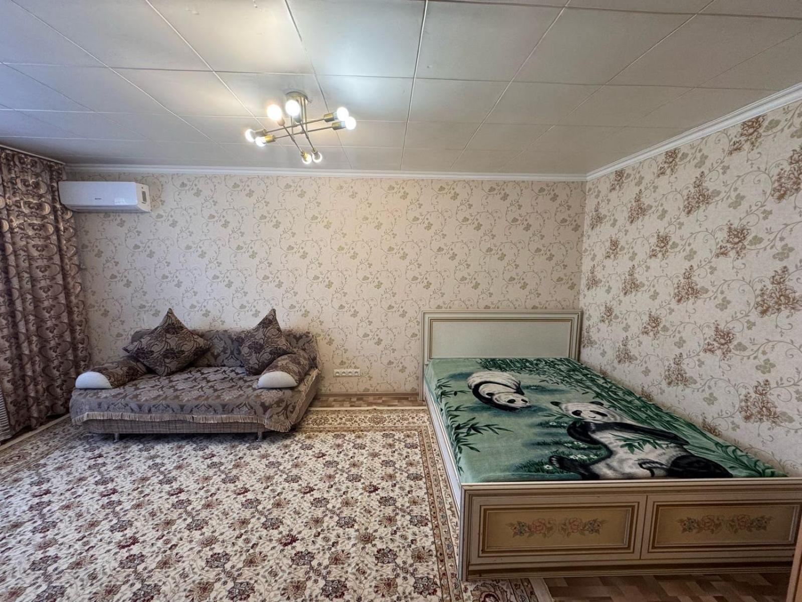 Apartment On Akhmetova 10 อัลมาตี ภายนอก รูปภาพ